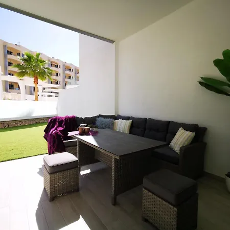 Cs Apartmentos, Large Terrace, Wifi!